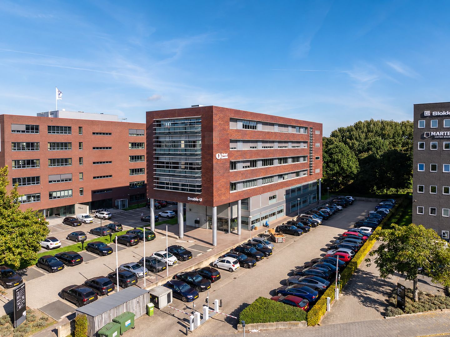 Bekijk foto 1 van Lage Mosten 25-35