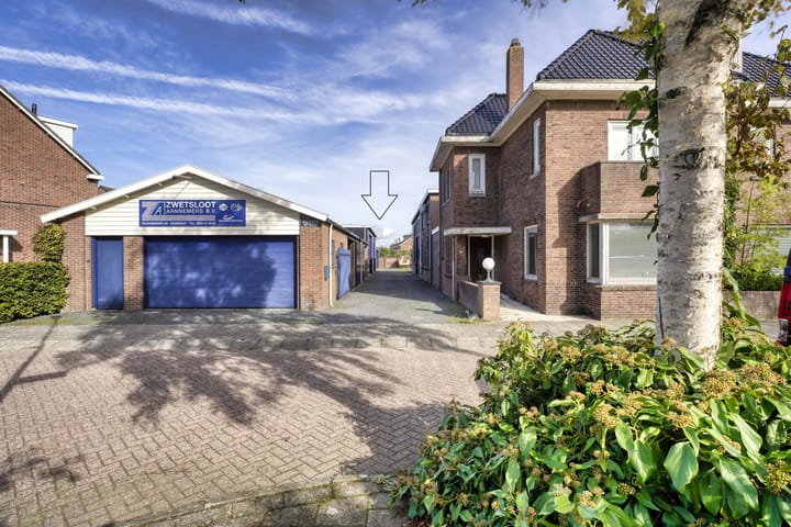 Dinsdagse Wetering 56, Voorhout