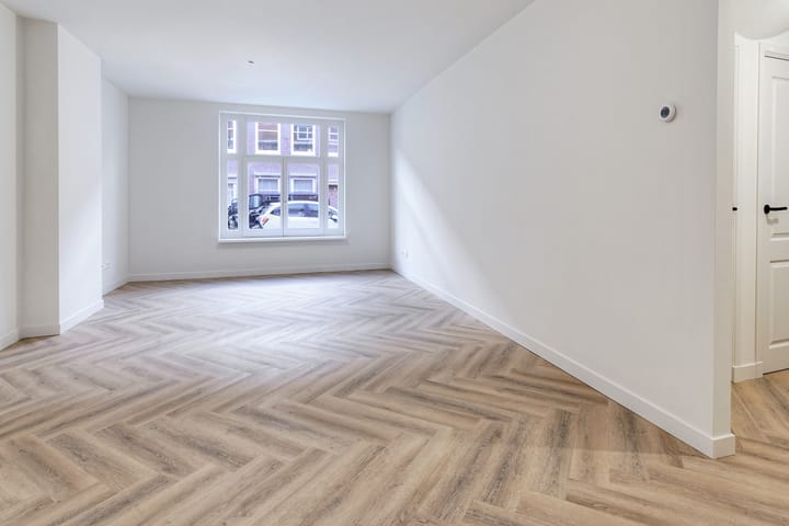 Photo 2 of Johann Keplerstraat 5-H