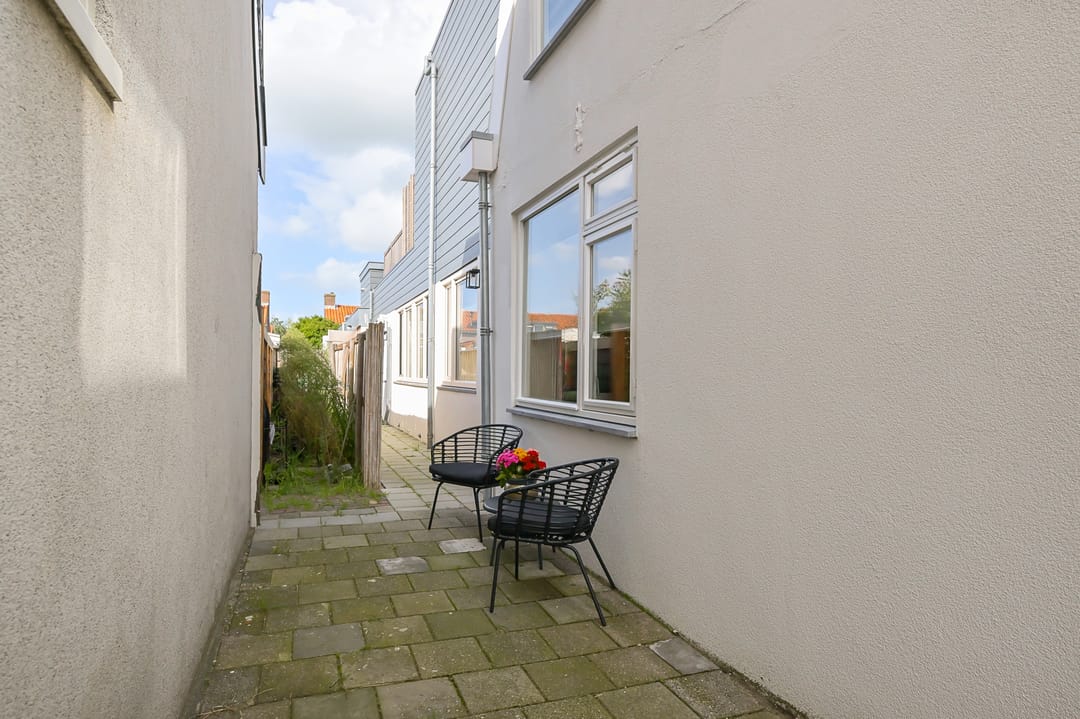 Photo 22 of Dorpsstraat 1054