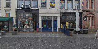 View 360° photos