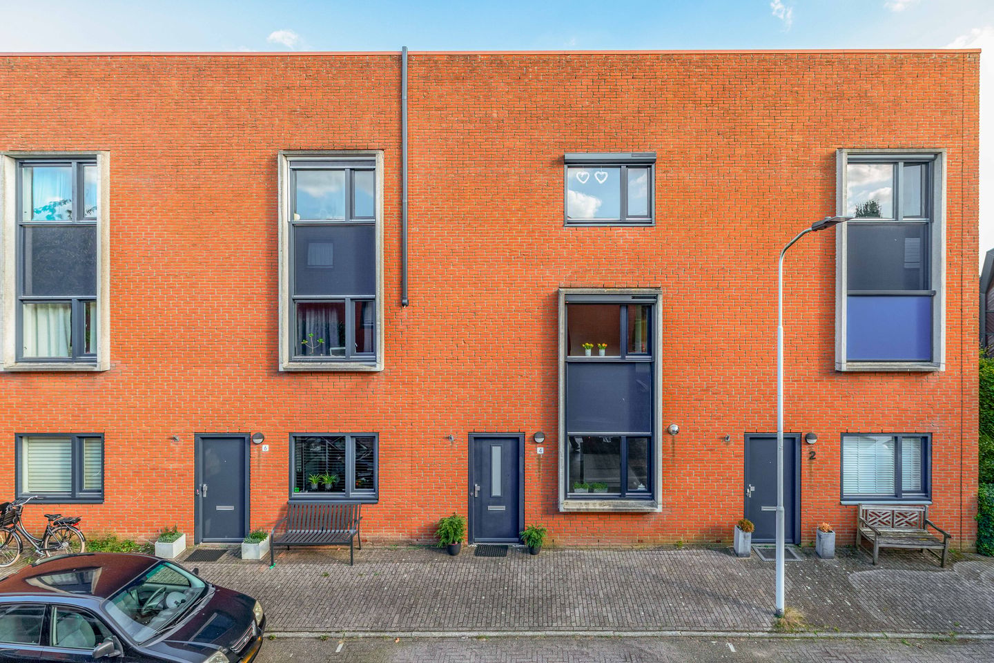 Photo 1 of Van Houtenstraat 4