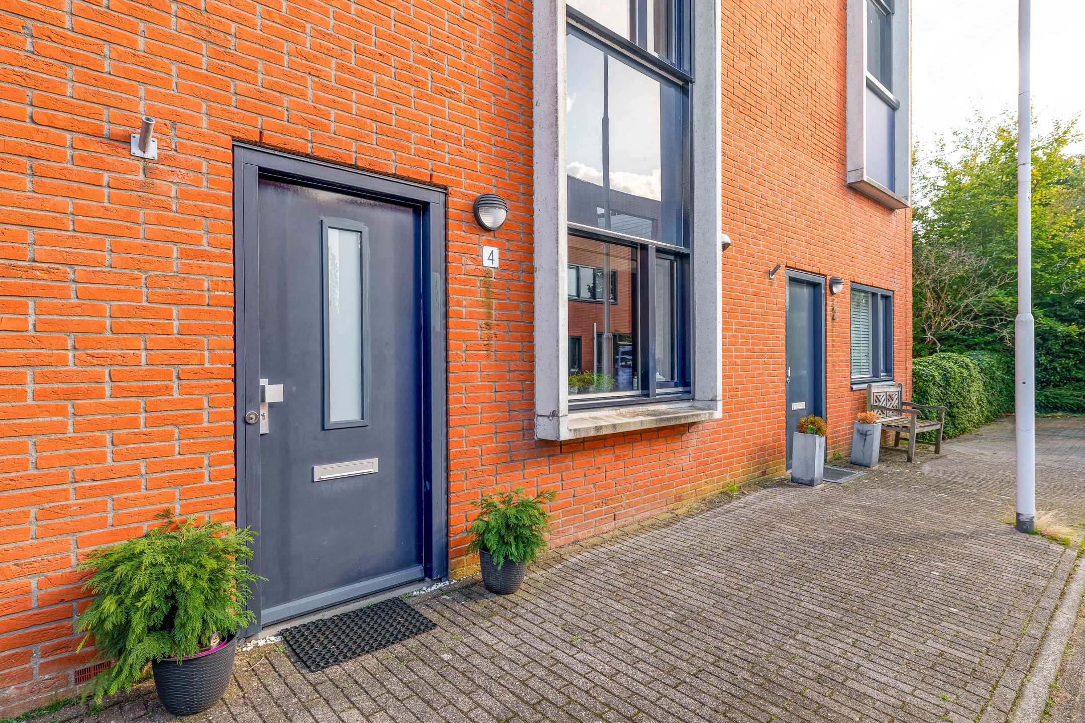 Photo 9 of Van Houtenstraat 4
