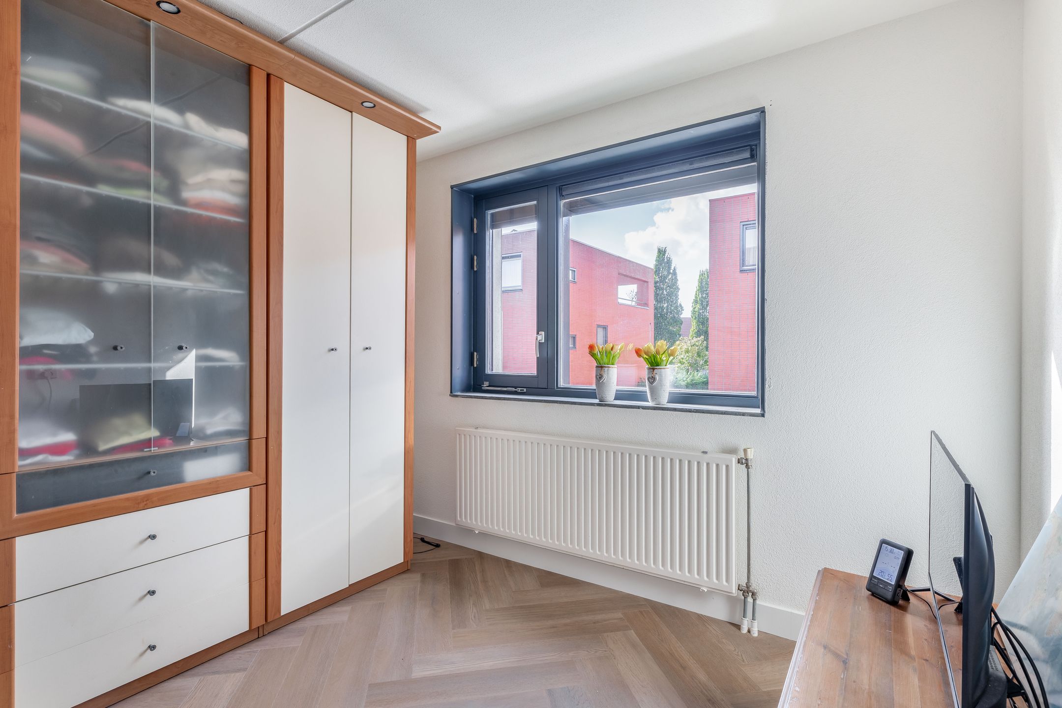 Photo 36 of Van Houtenstraat 4