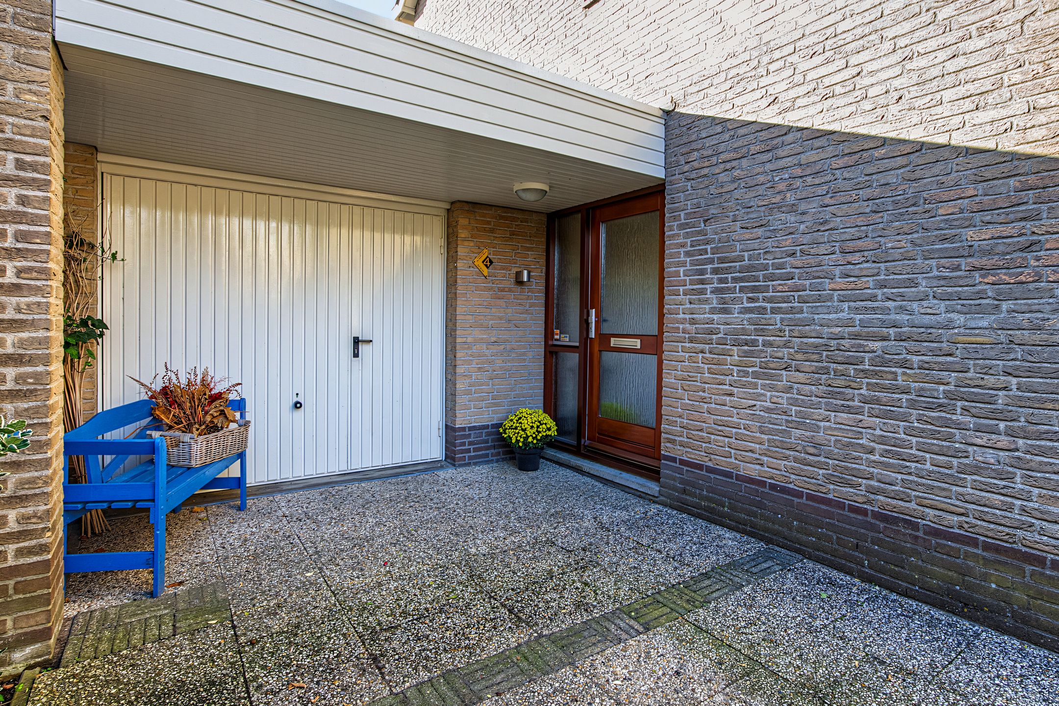 Photo 39 of Schoener 4