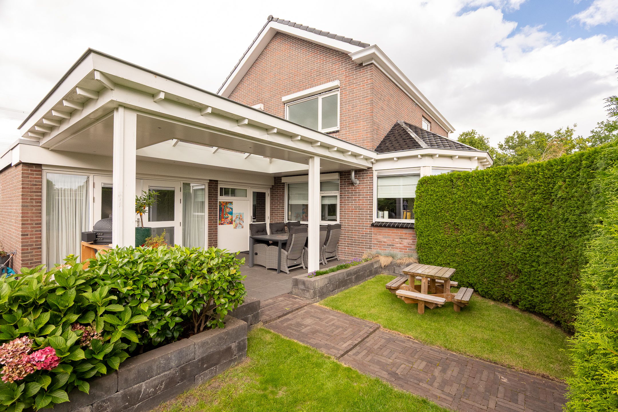 Photo 39 of Zandberg 32