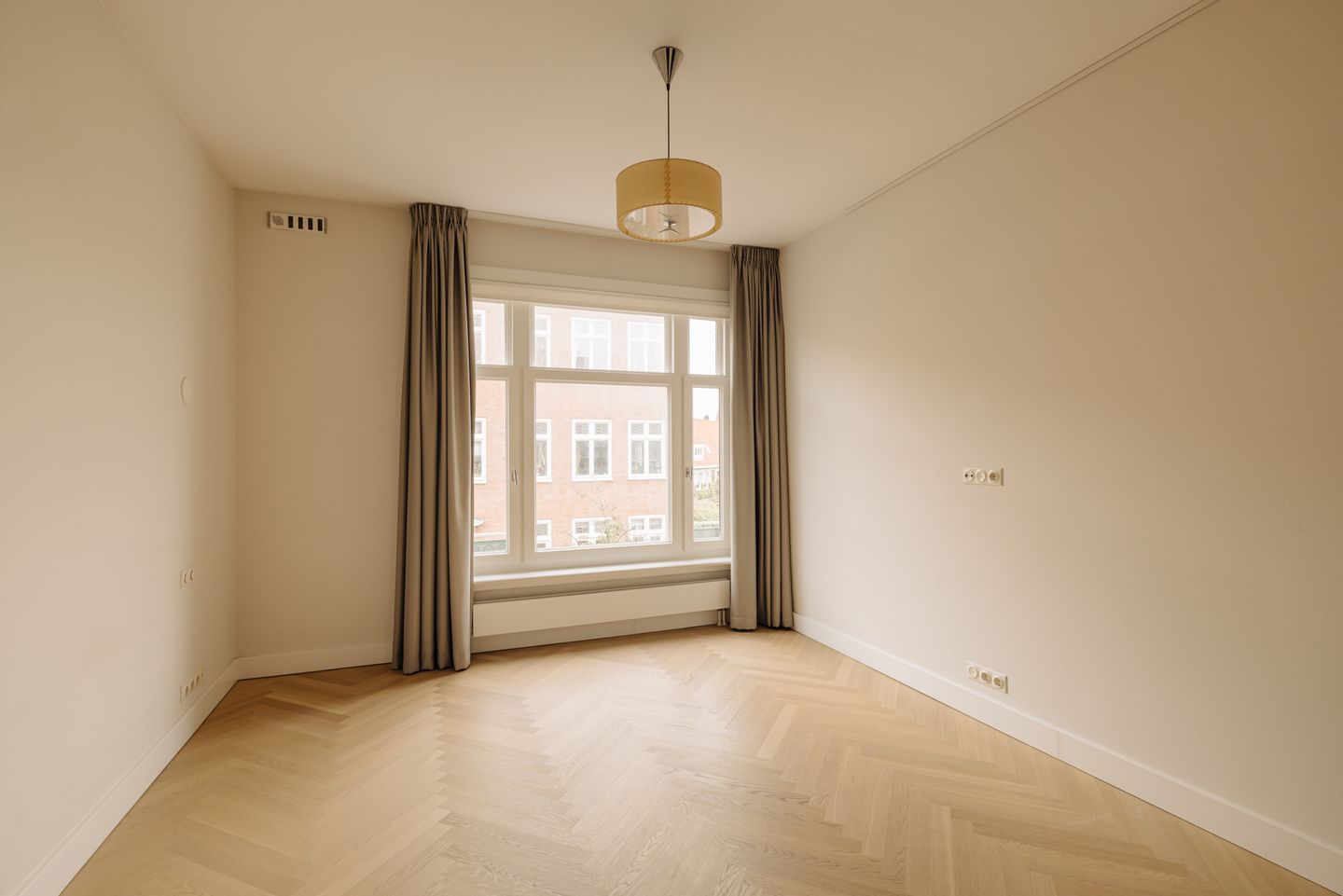 Photo 14 of Brahmsstraat 2-C