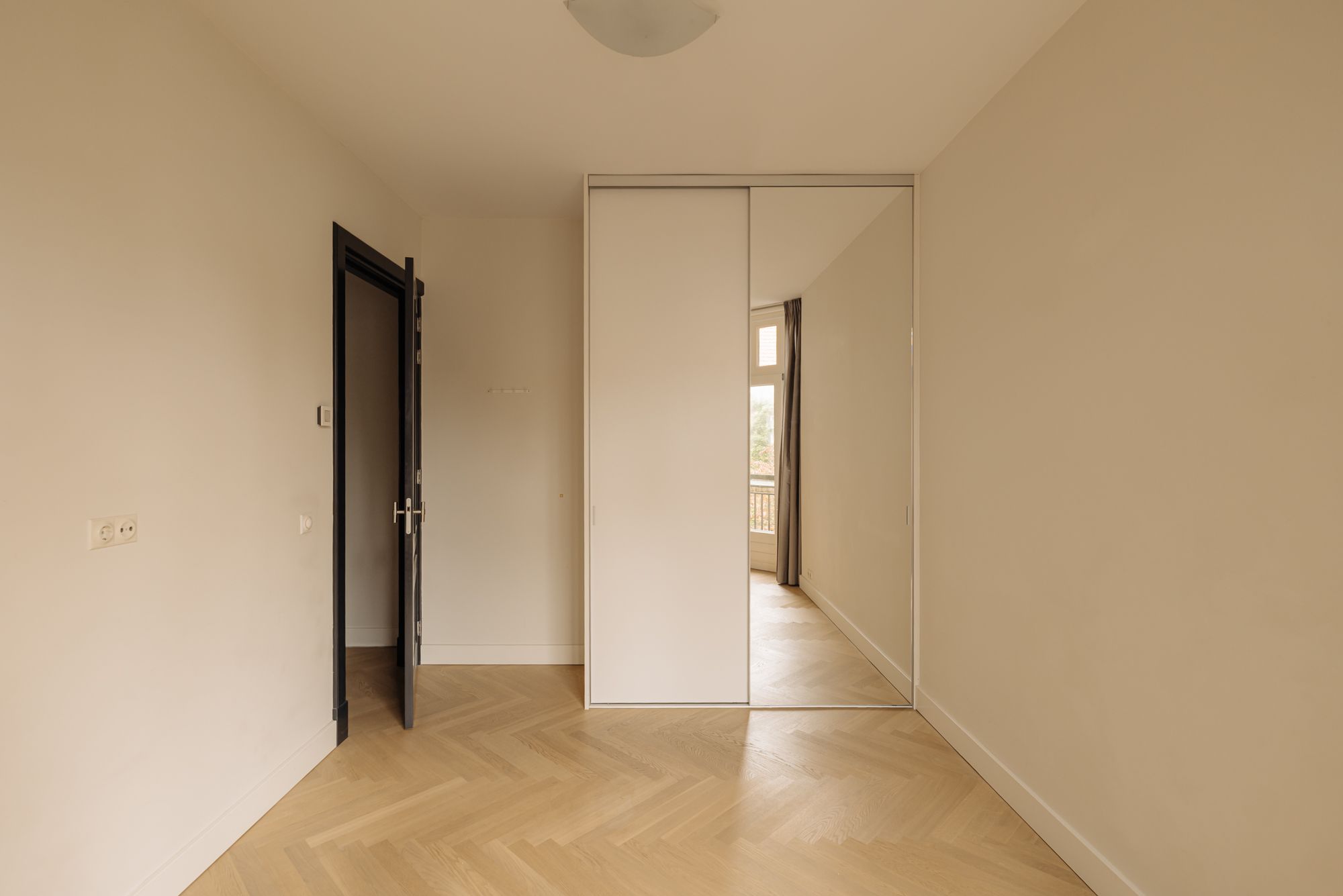 Photo 18 of Brahmsstraat 2-C