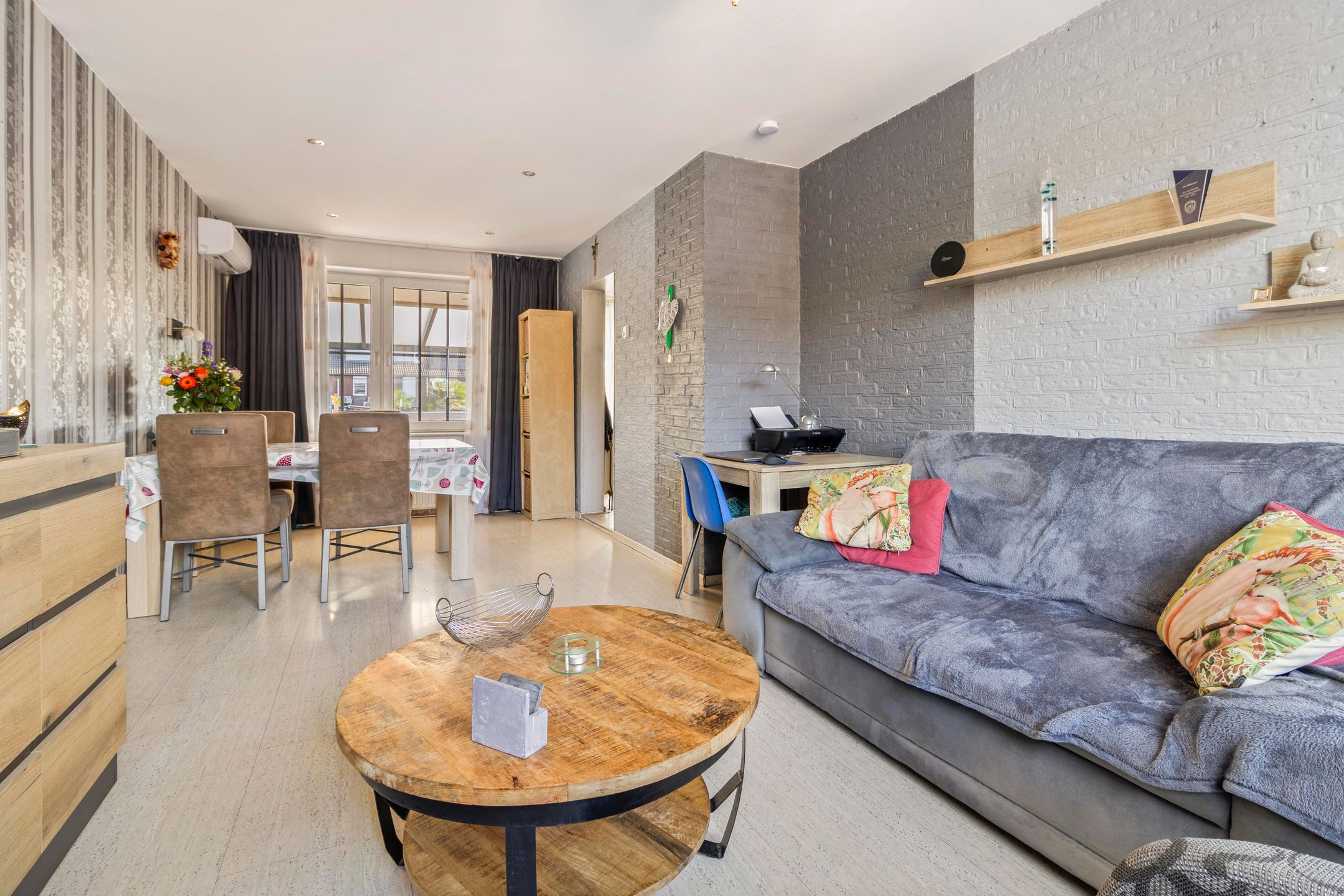 Photo 3 of van Ruysdaelstraat 13