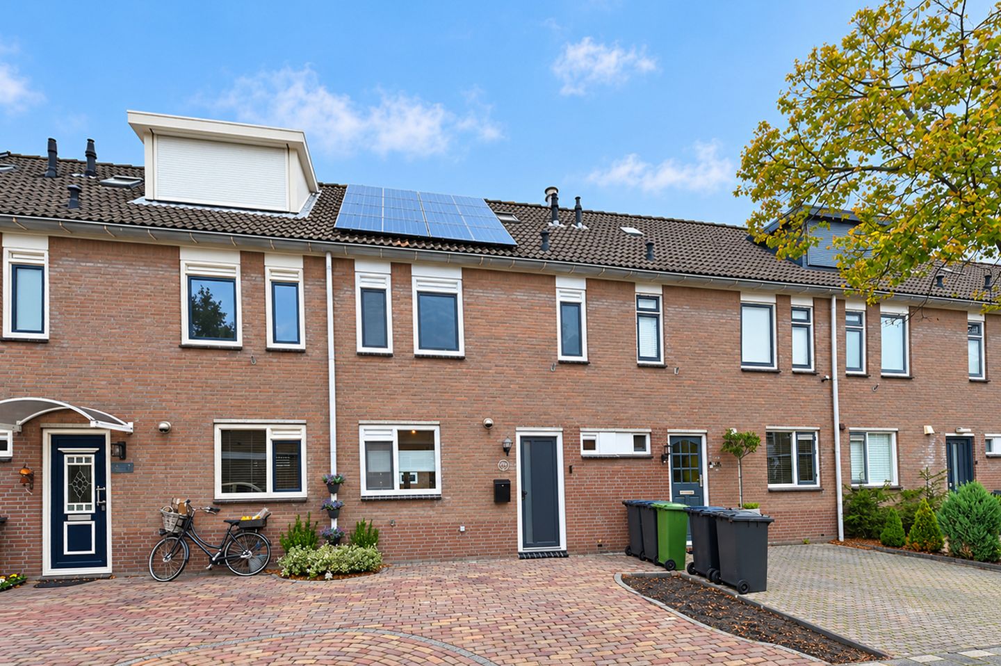 Foto 1 van De Backerstraat 24