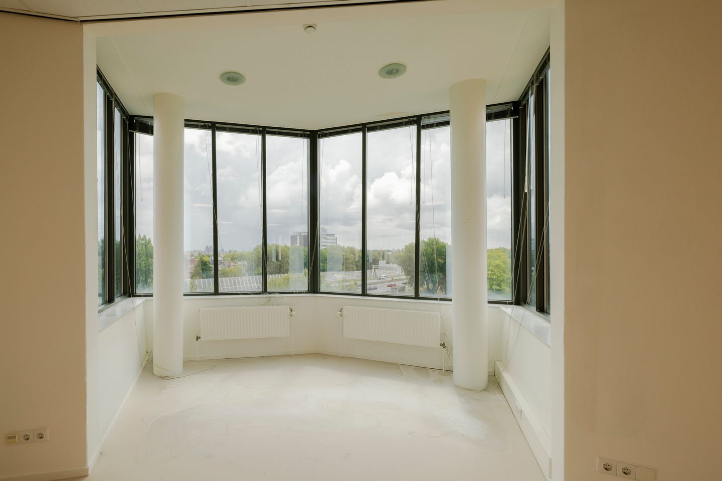 View photo 5 of Kingsfordweg 151-201