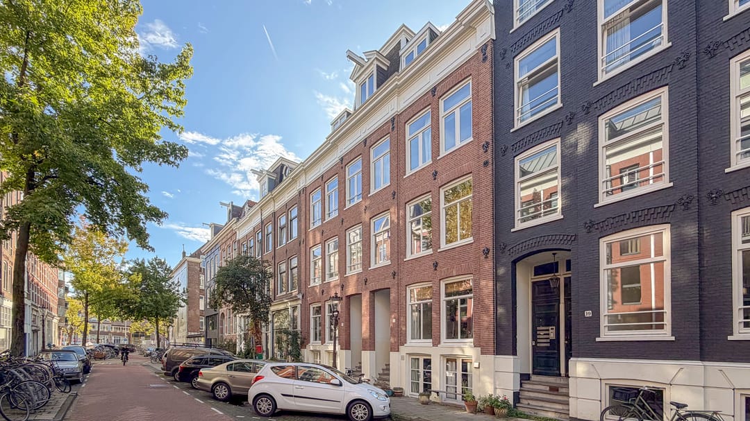 Photo 1 of Jacob van Lennepstraat 15-3