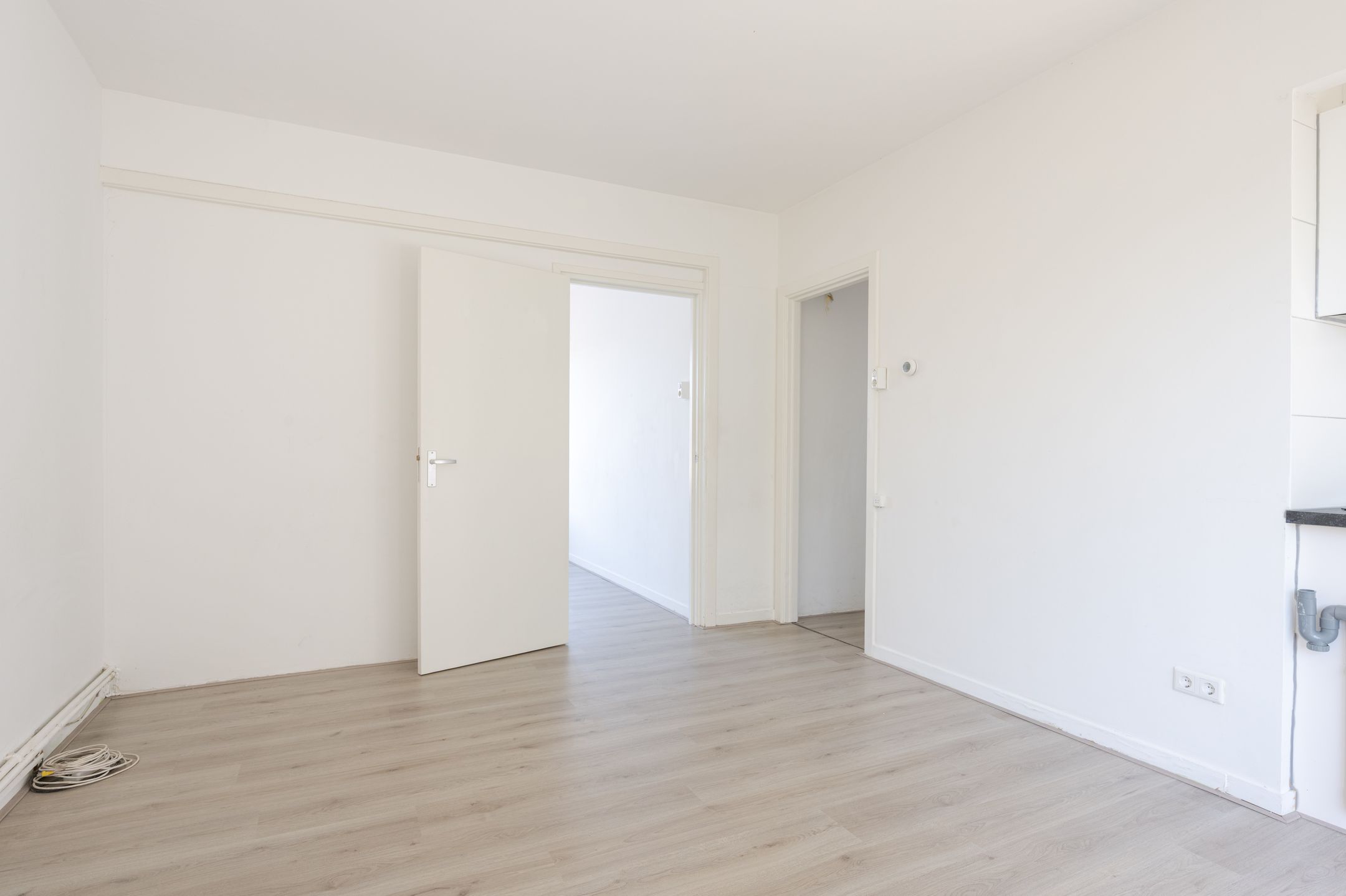 Photo 3 of Terschellingsestraat 12-C