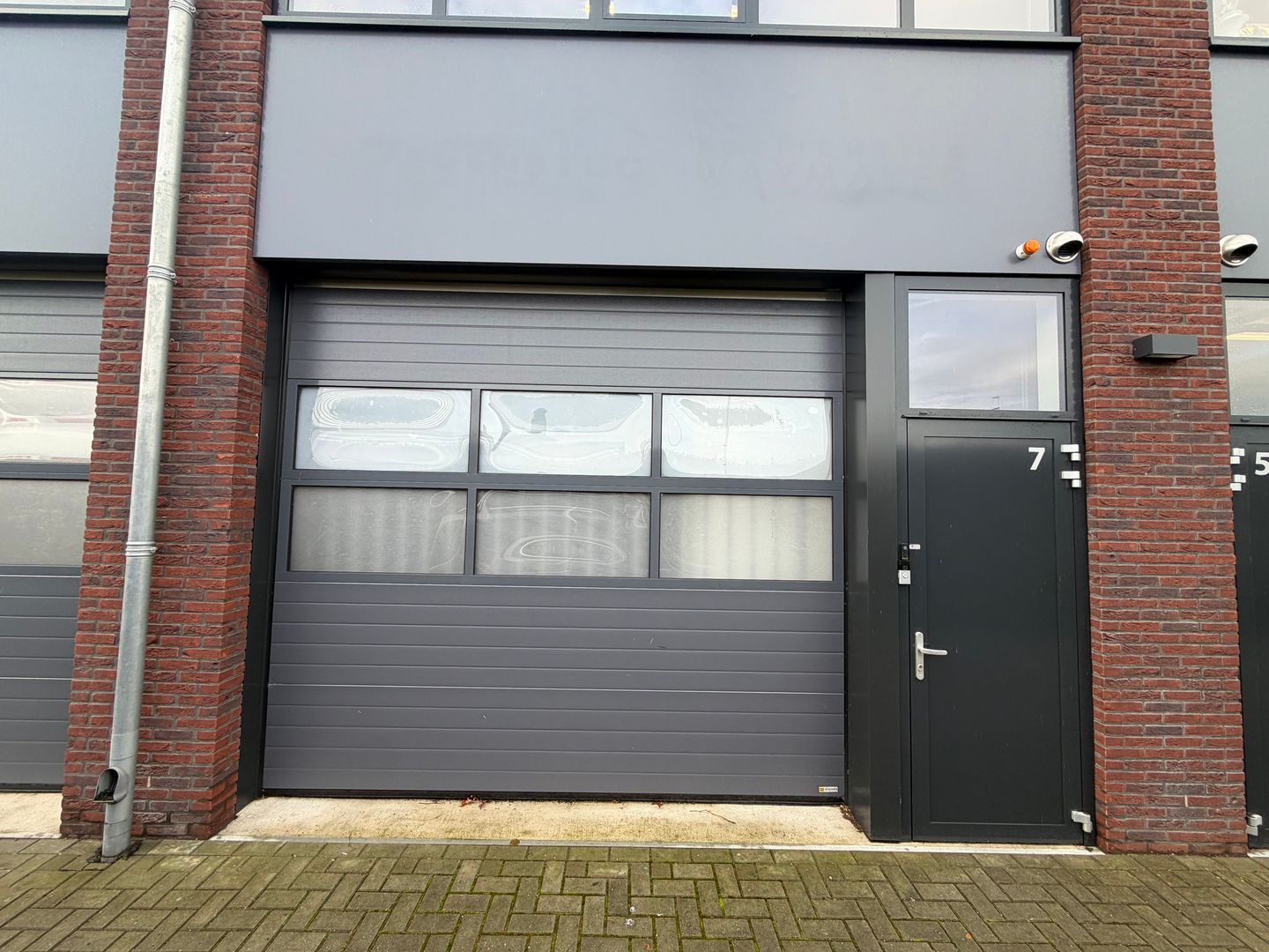Bekijk foto 2 van Stadshagenallee 7