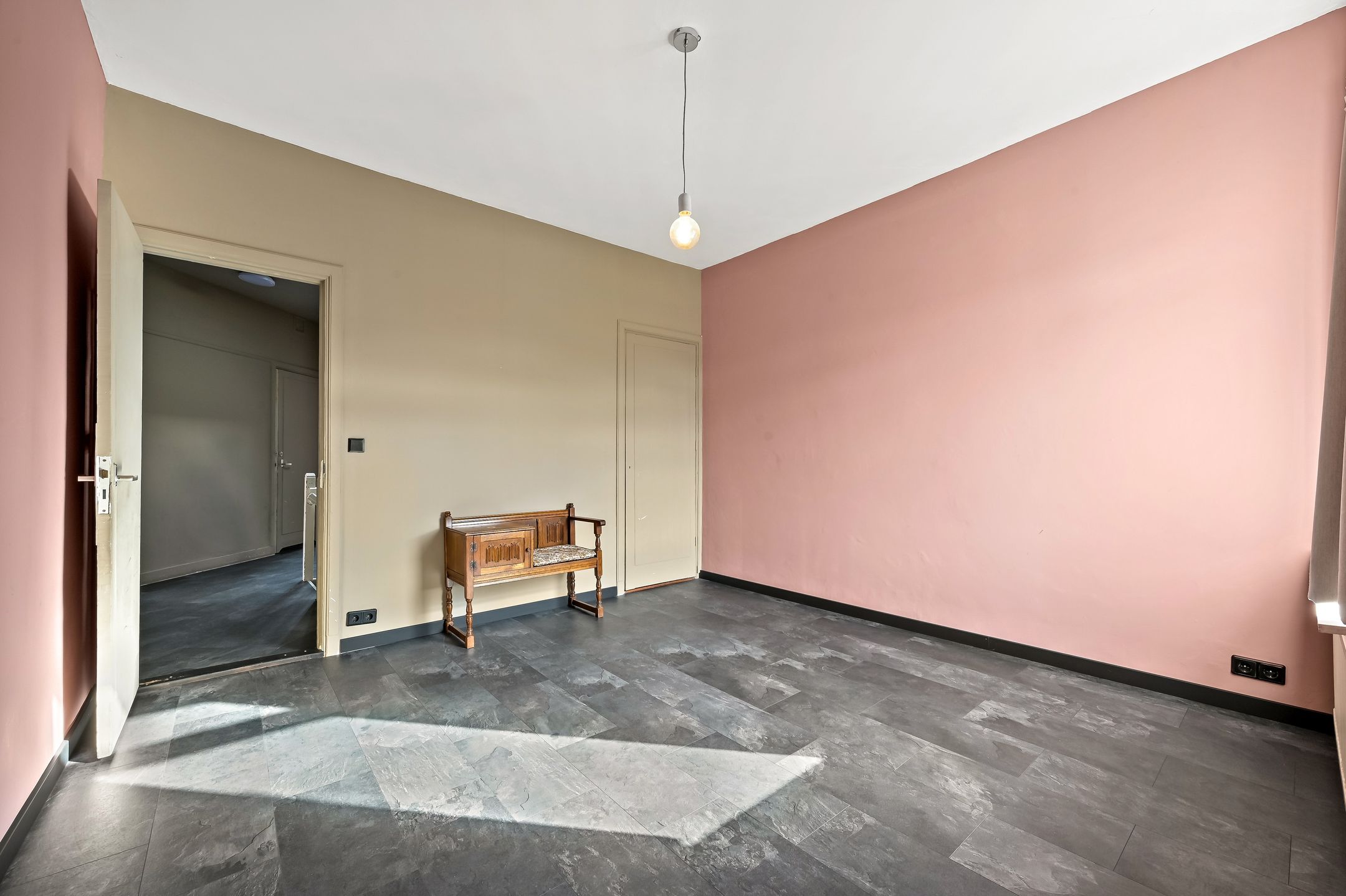 Photo 24 of Amandelstraat 67