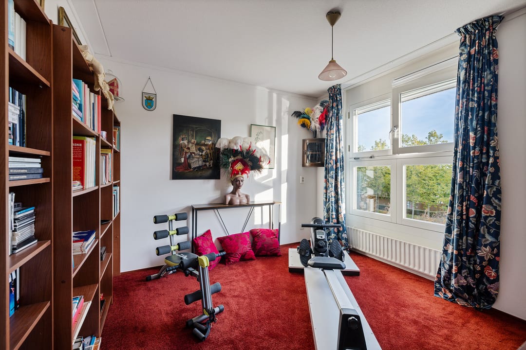 Photo 38 of Burggraaf 25