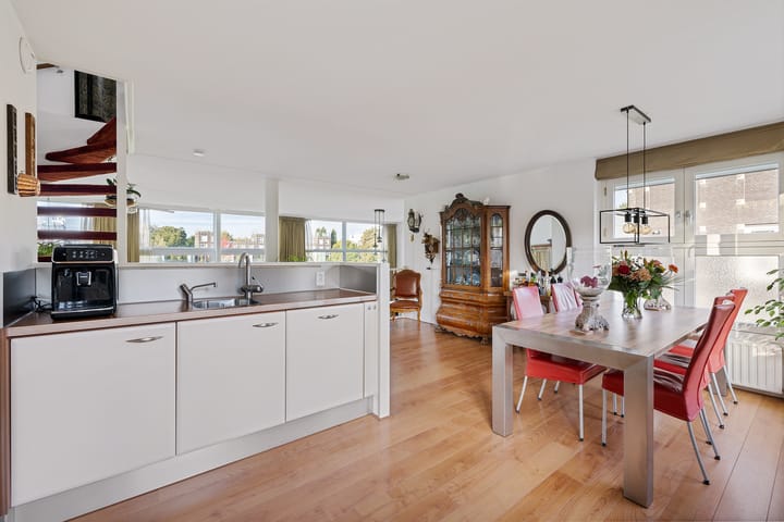 Hoekwoning te koop: Burggraaf 25, Heerenveen