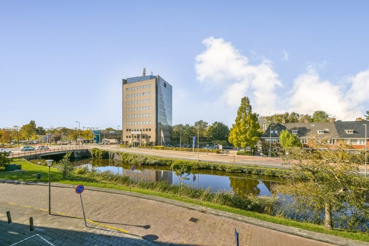 Photo 3 of Zandvoortselaan 84-A44