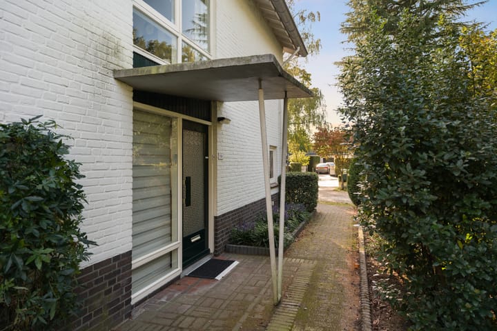 Foto 2 van Meester Bierensweg 9-A