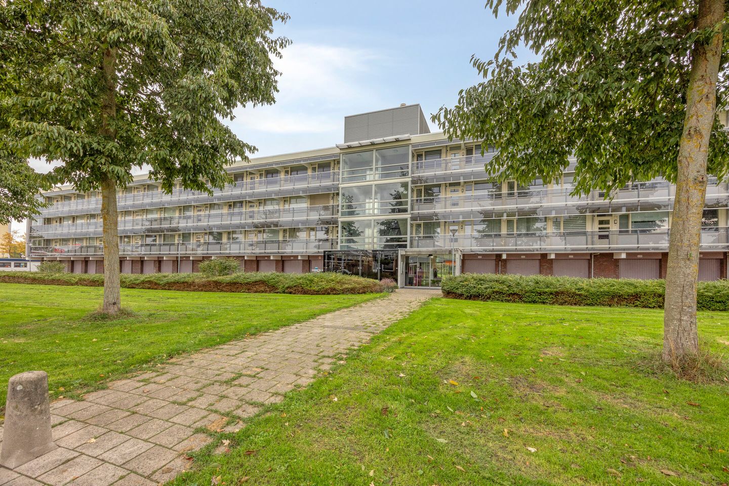 Photo 1 of Leeuwstraat 176