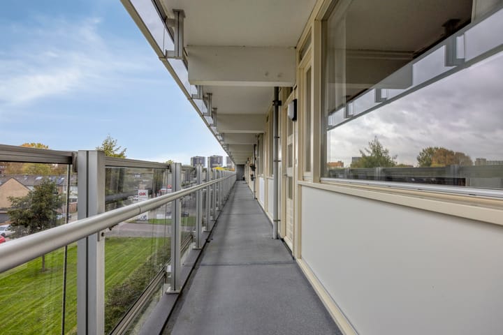 Photo 5 of Leeuwstraat 176