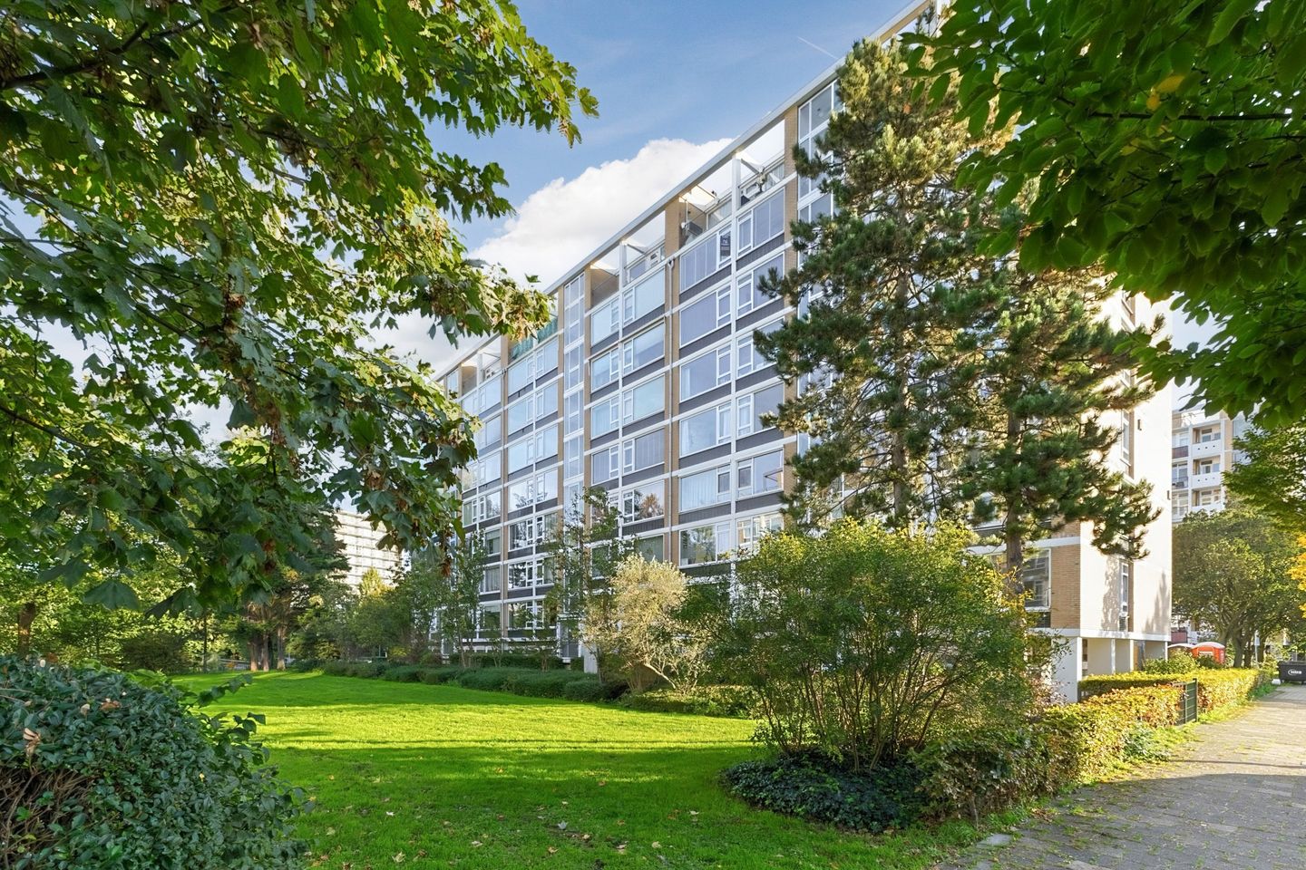 Photo 19 of Louis Davidsstraat 427