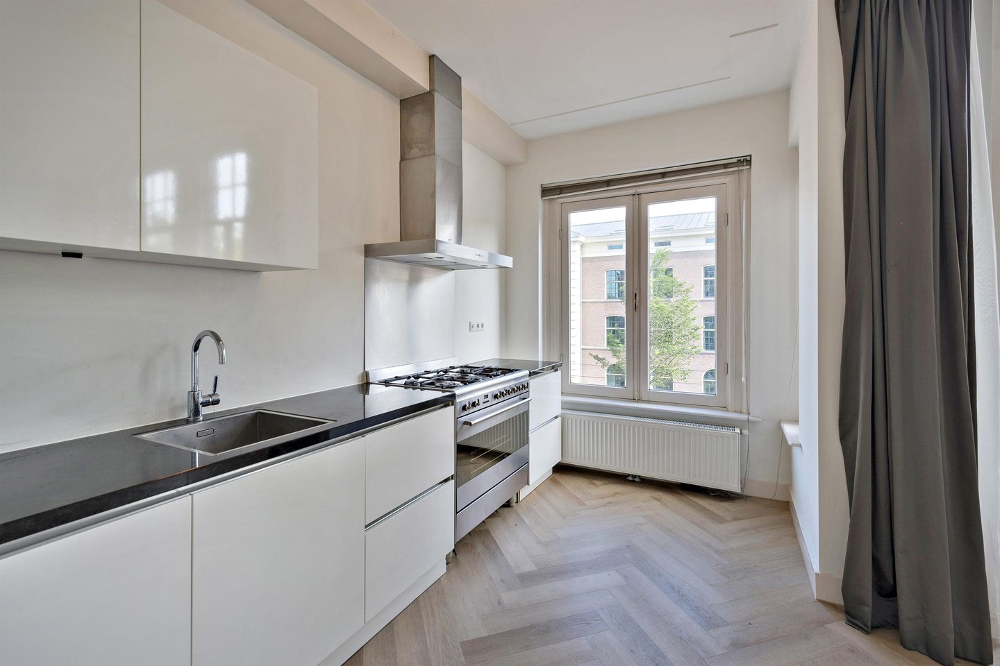 Foto 4 van Sarphatistraat 209-2