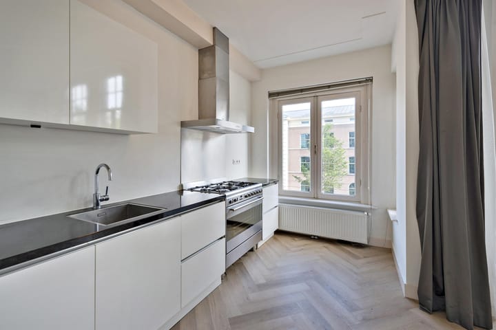 Foto 4 van Sarphatistraat 209-2