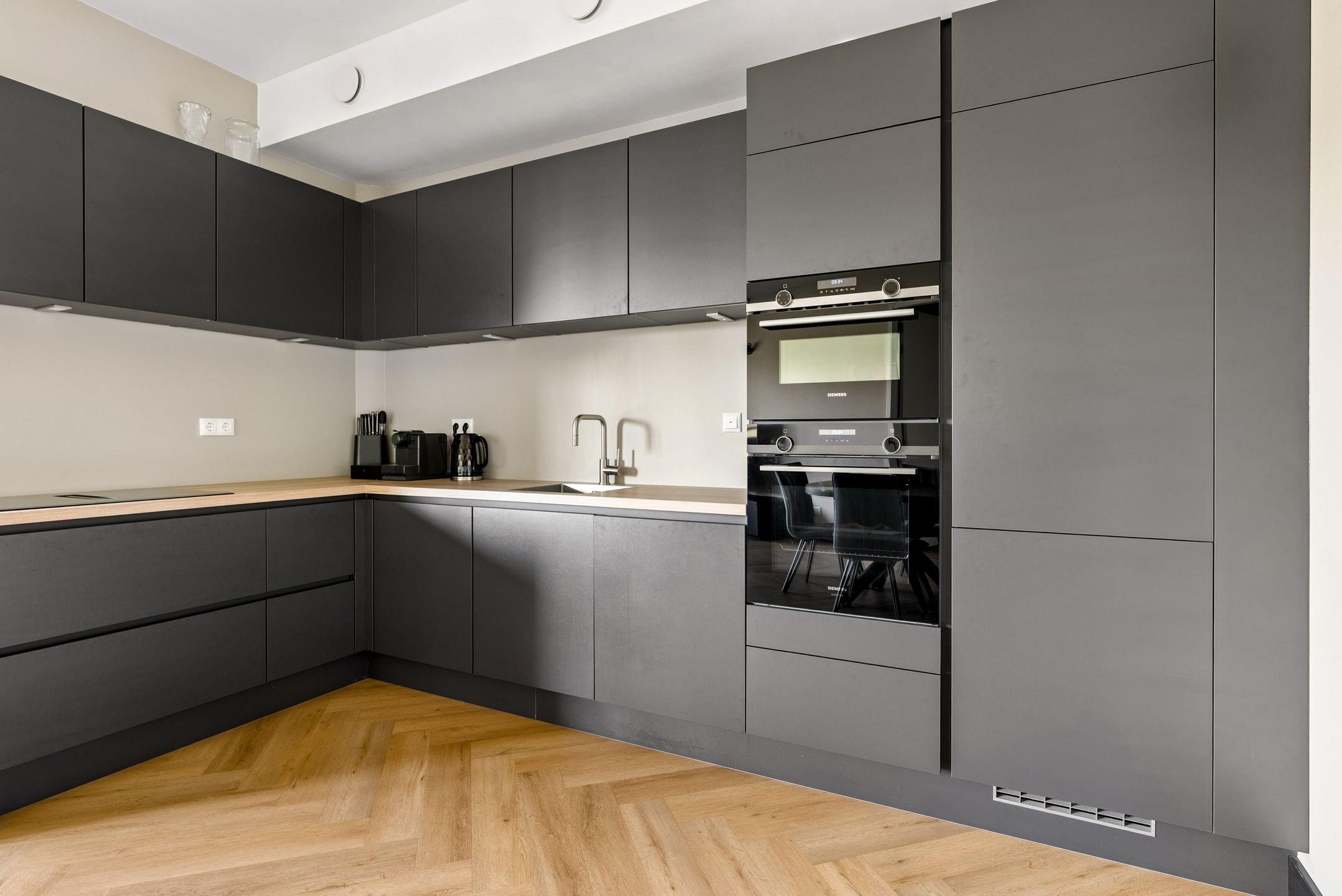 Photo 24 of Louis Armstrongweg 60-H