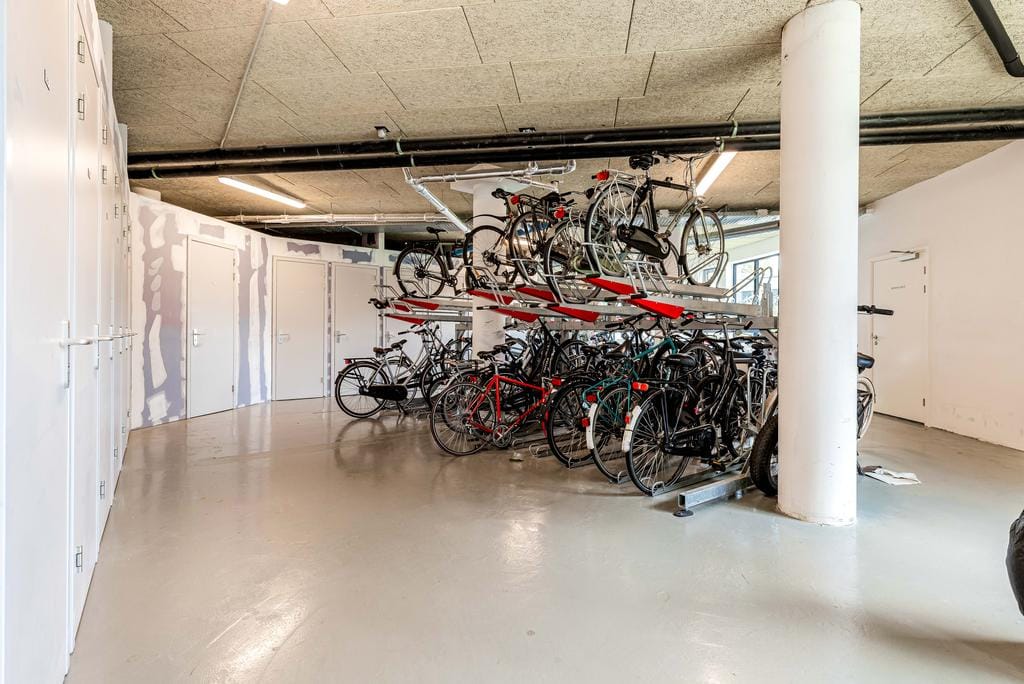 Photo 33 of Louis Armstrongweg 60-H