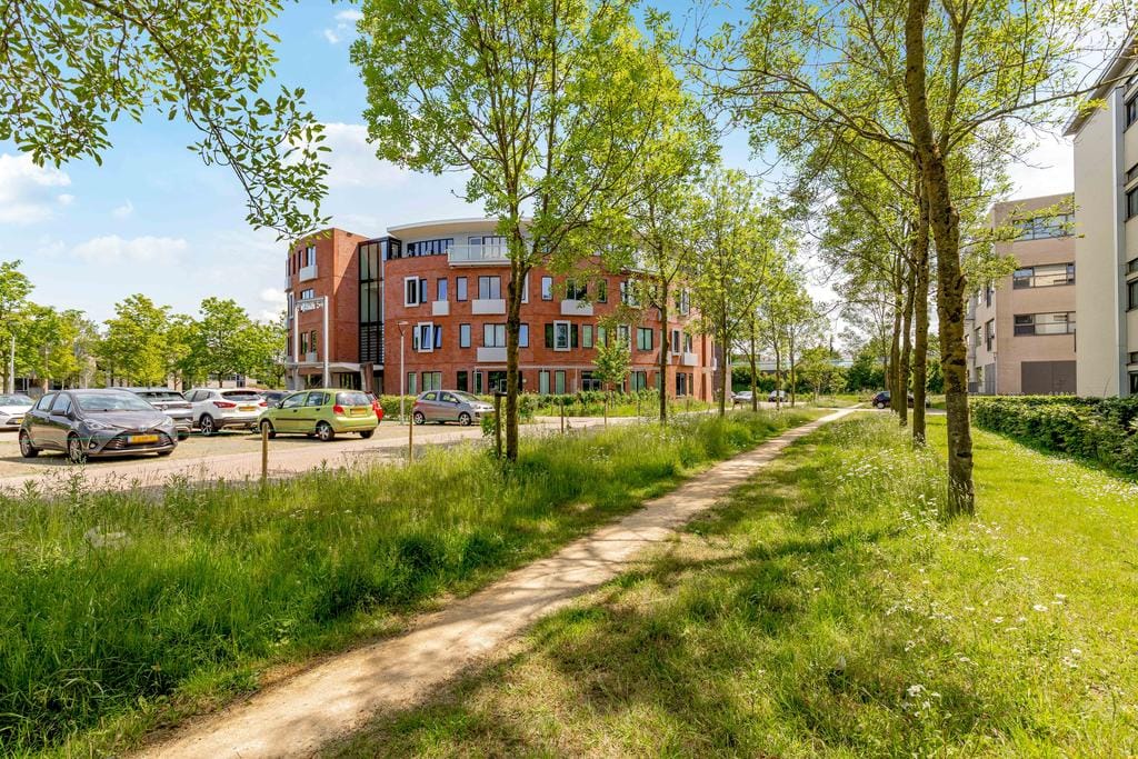 Photo 38 of Louis Armstrongweg 60-H