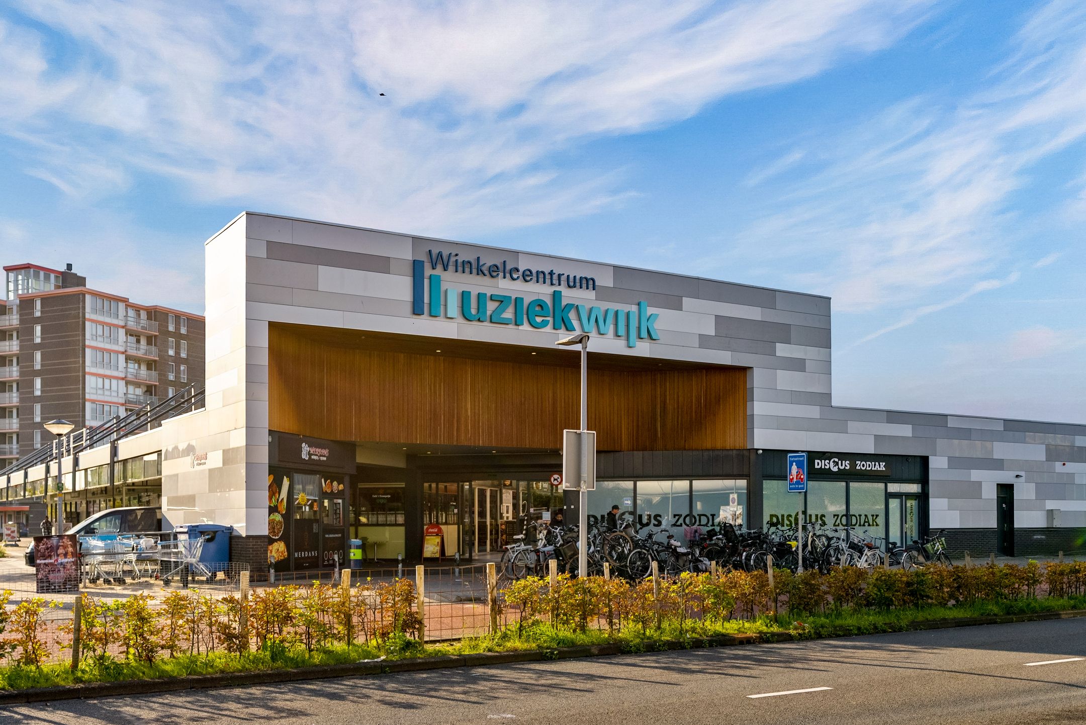 Photo 42 of Louis Armstrongweg 60-H