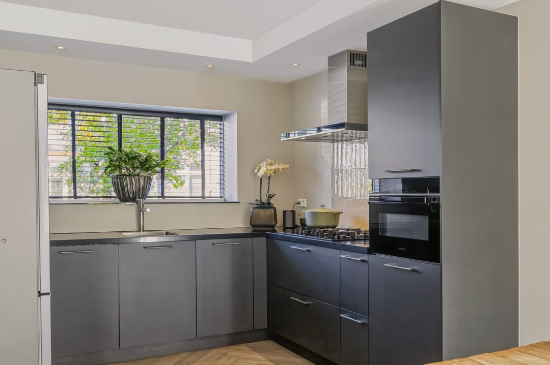 Photo 13 of Schoollaan 12