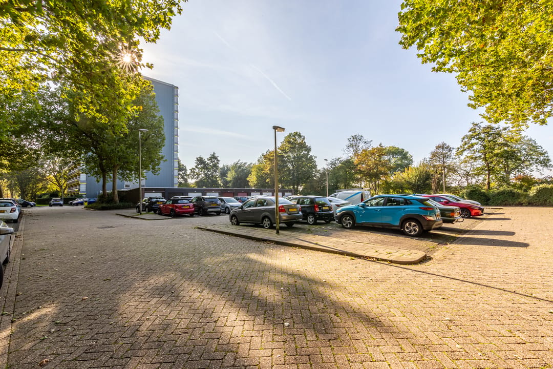 Photo 32 of Burgemeester D. Kooimanweg 325