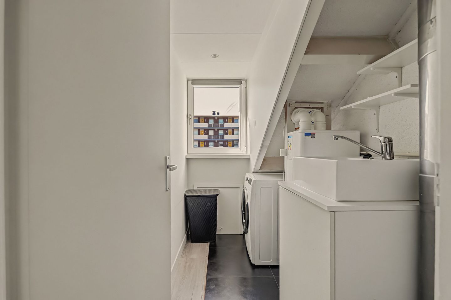 Photo 25 of Voorn 27