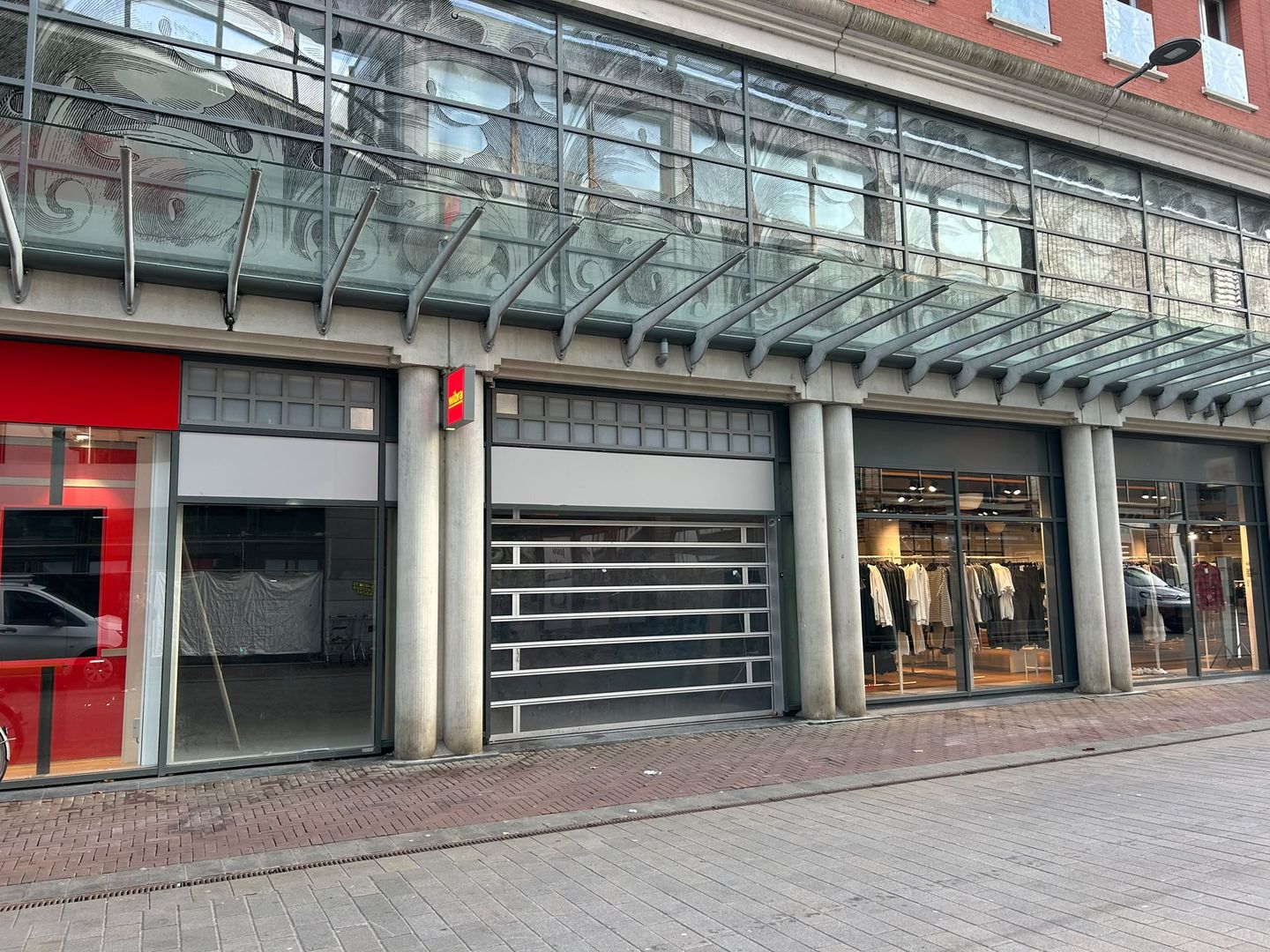 Bekijk foto 4 van Statenplein 126