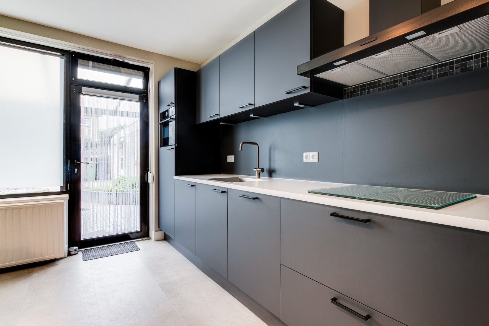Photo 9 of Elzenstraat 13
