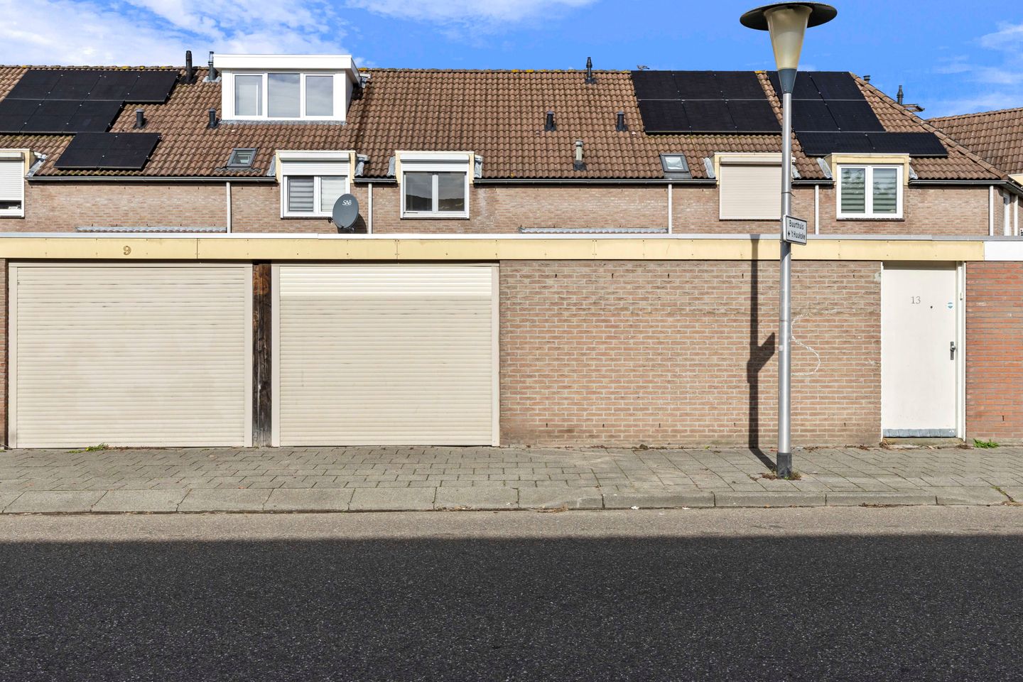 Photo 34 of Hannie Schaftplein 11