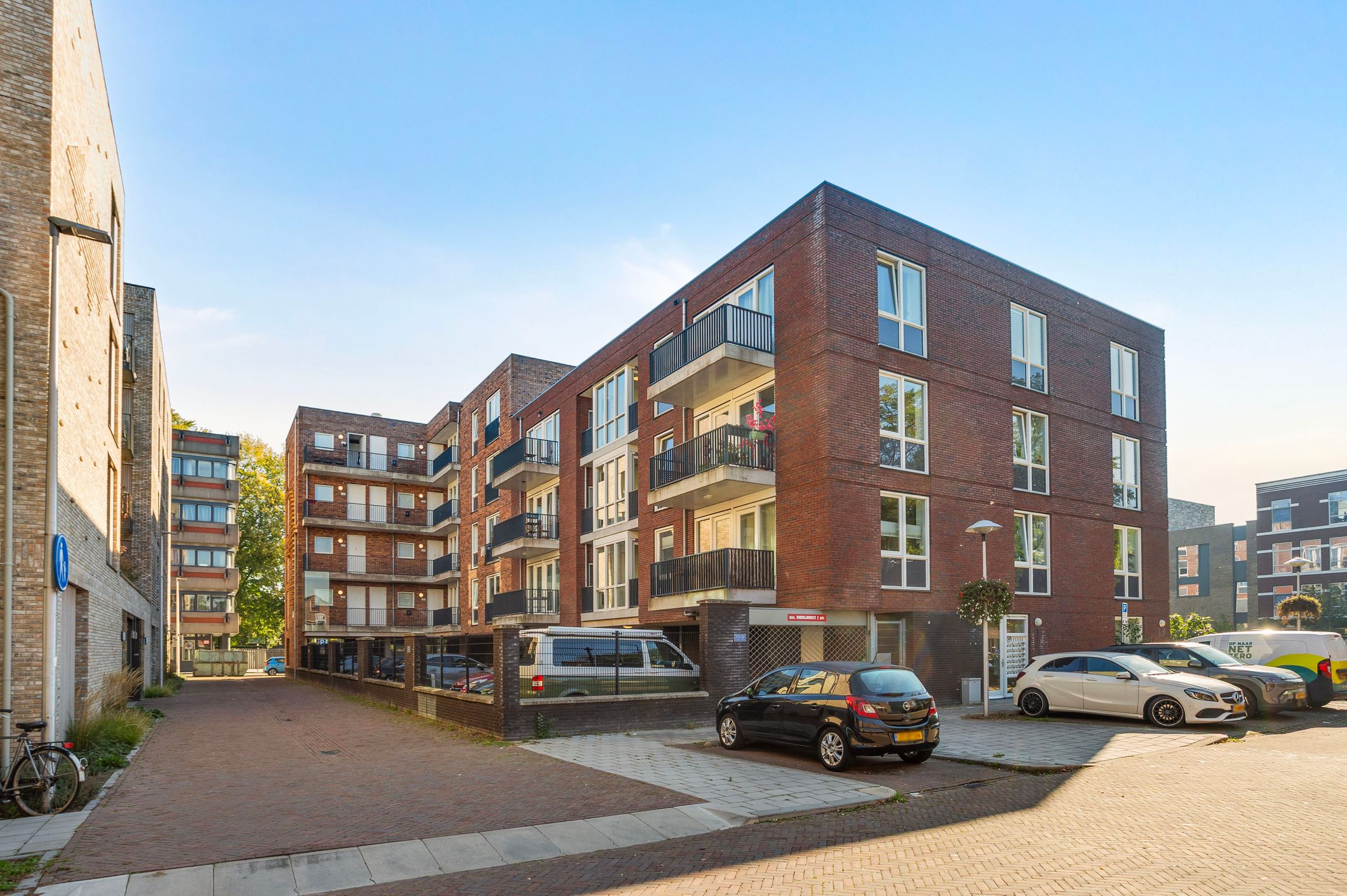 Photo 9 of Idenburgstraat 16