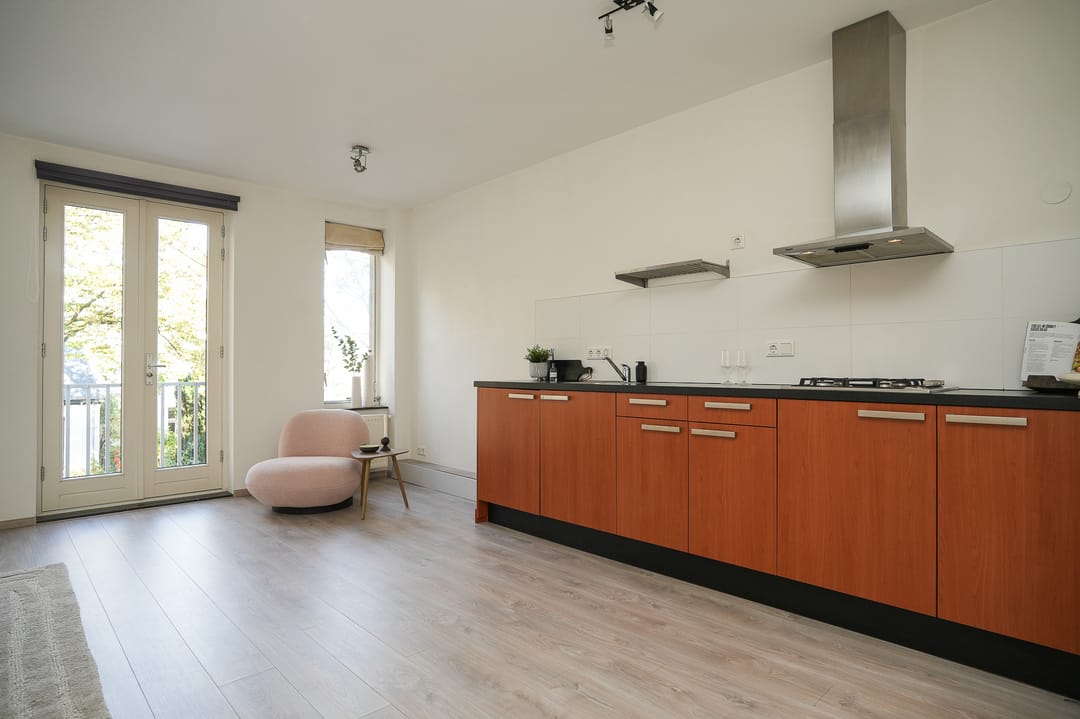 Photo 17 of Kruisstraat 122-D