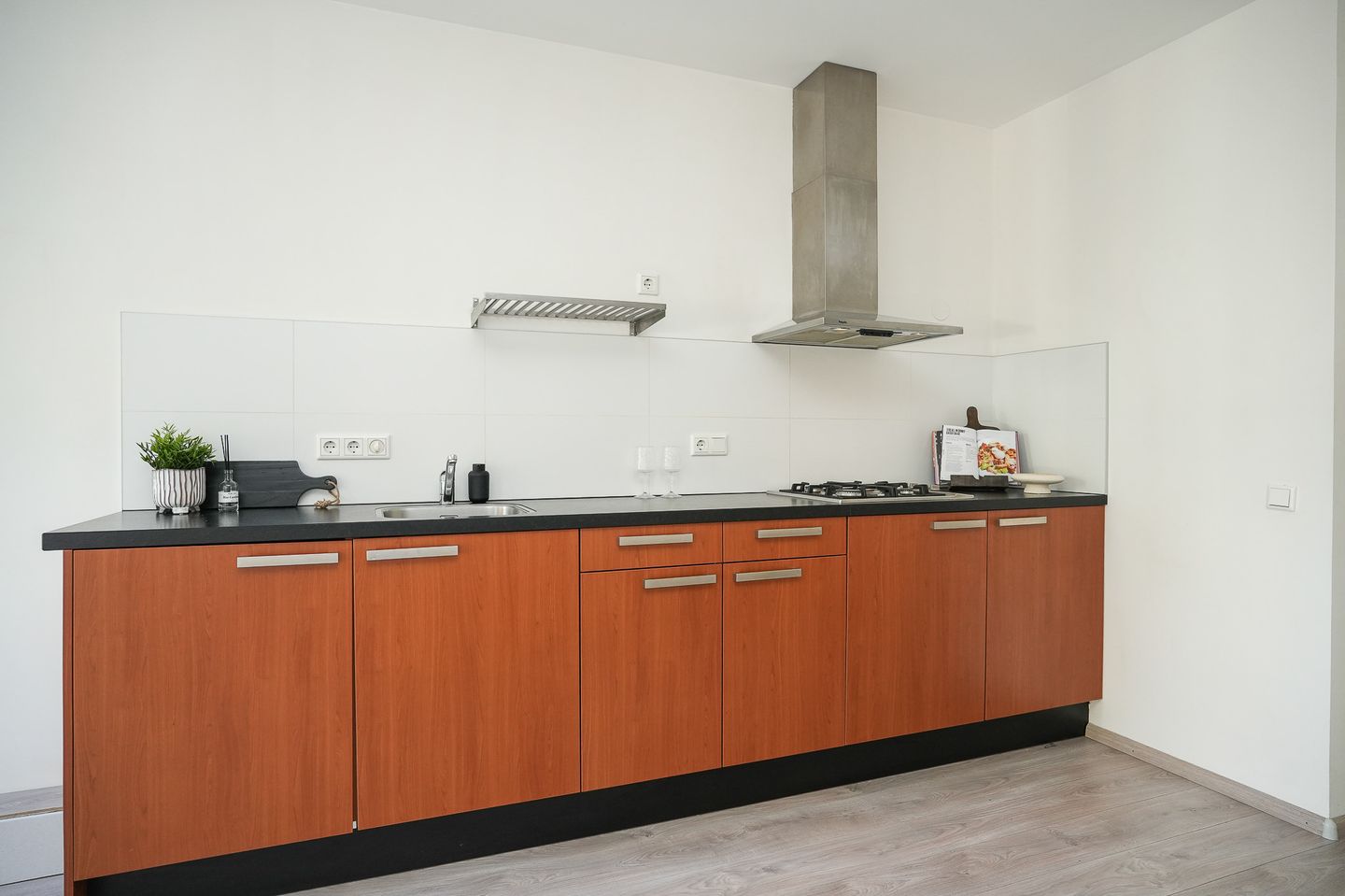 Photo 19 of Kruisstraat 122-D