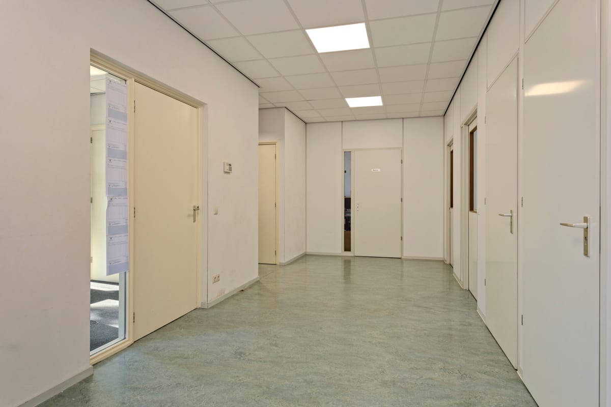 View photo 5 of Spegelt 43