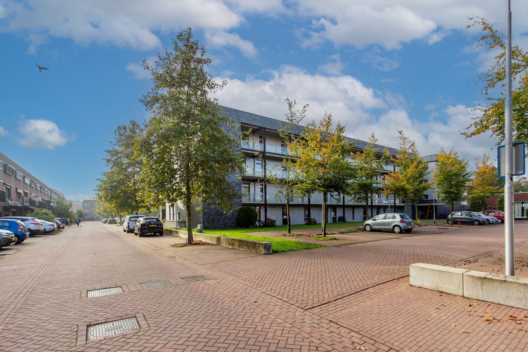 Foto 42 van Phoenixplaats 1