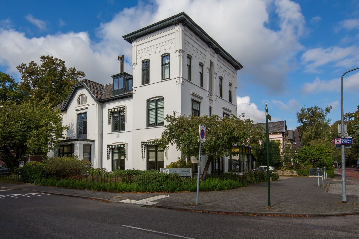 Bekijk foto 1 van Hoge Naarderweg 61