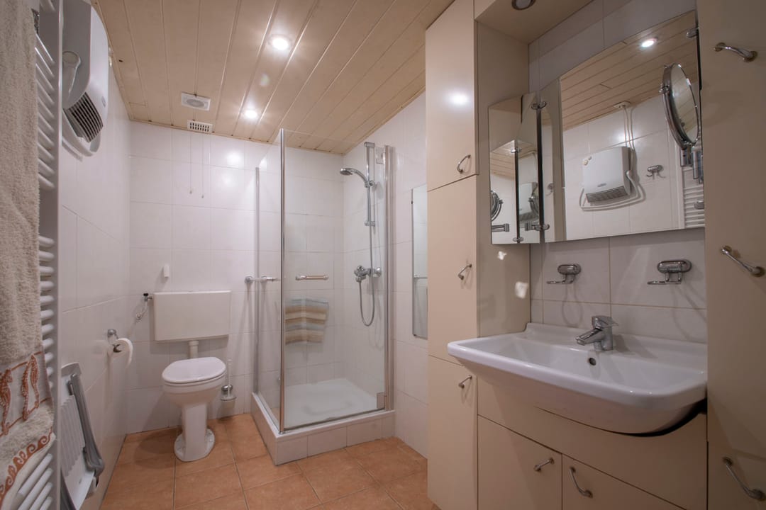 Photo 53 of Holstraat 8-B