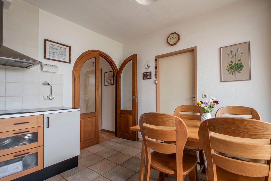 Photo 28 of Holstraat 8-B