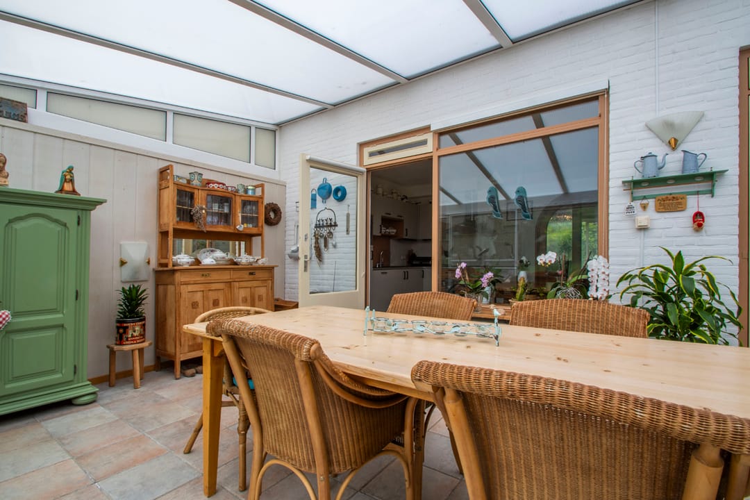 Photo 31 of Holstraat 8-B