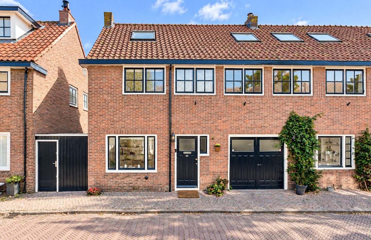 Foto 1 van Huizerpoortstraat 30