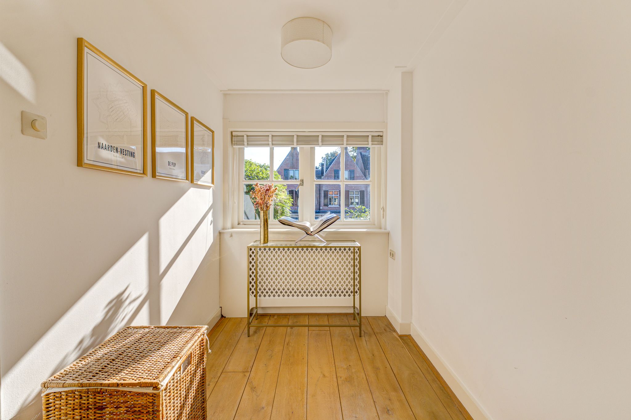 Photo 21 of Huizerpoortstraat 30