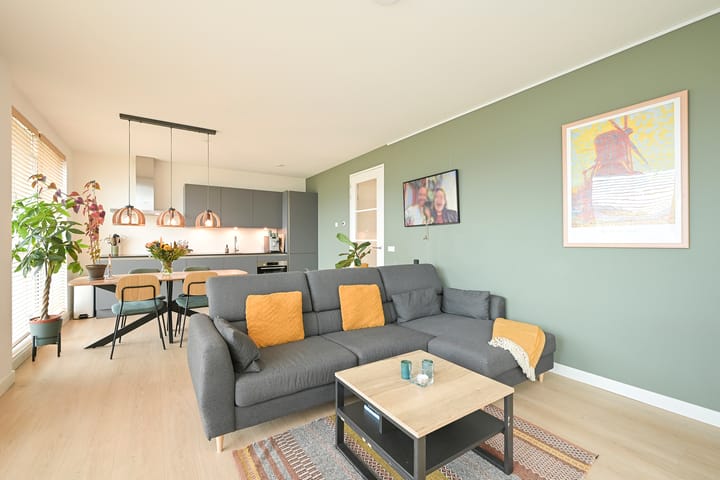 Foto 4 van Waldorpstraat 1566